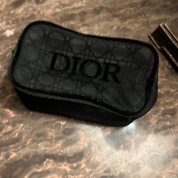 Dior Black Mesh Cosmetic Bag GWP - Picture 2 of 2